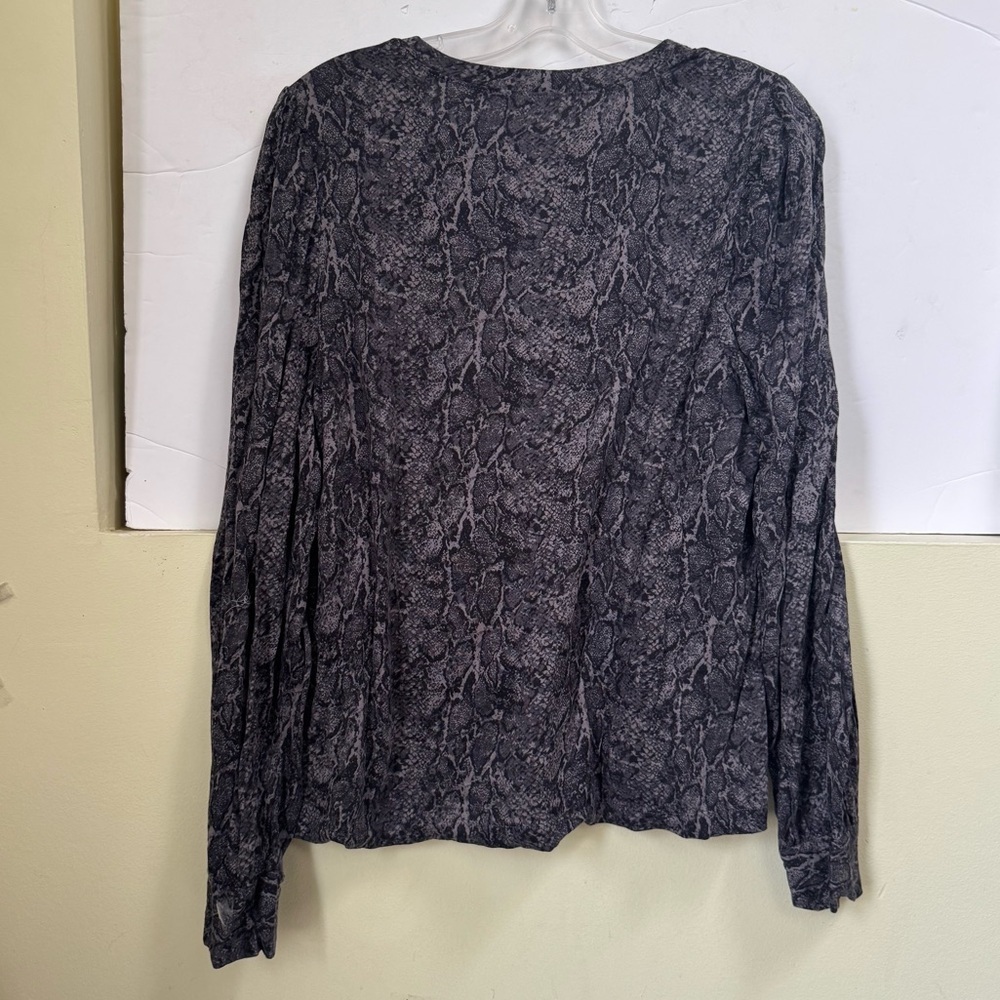 Rails EMILIA SnakeSkin Print Lightweight Puff Sleeve Crew Top Boho Shirt Gray XL - Picture 3 of 16